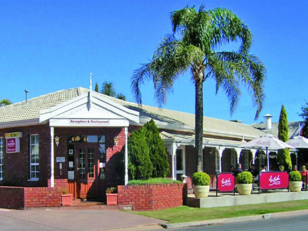 Breakfree Port Pirie