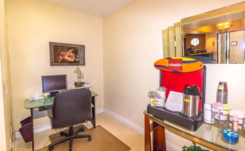Hotel Pacific, Manhattan Beach