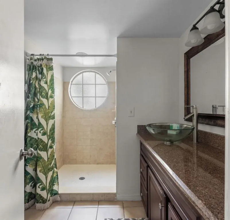 3-br Condo Near Disney Family-friendly Retreat