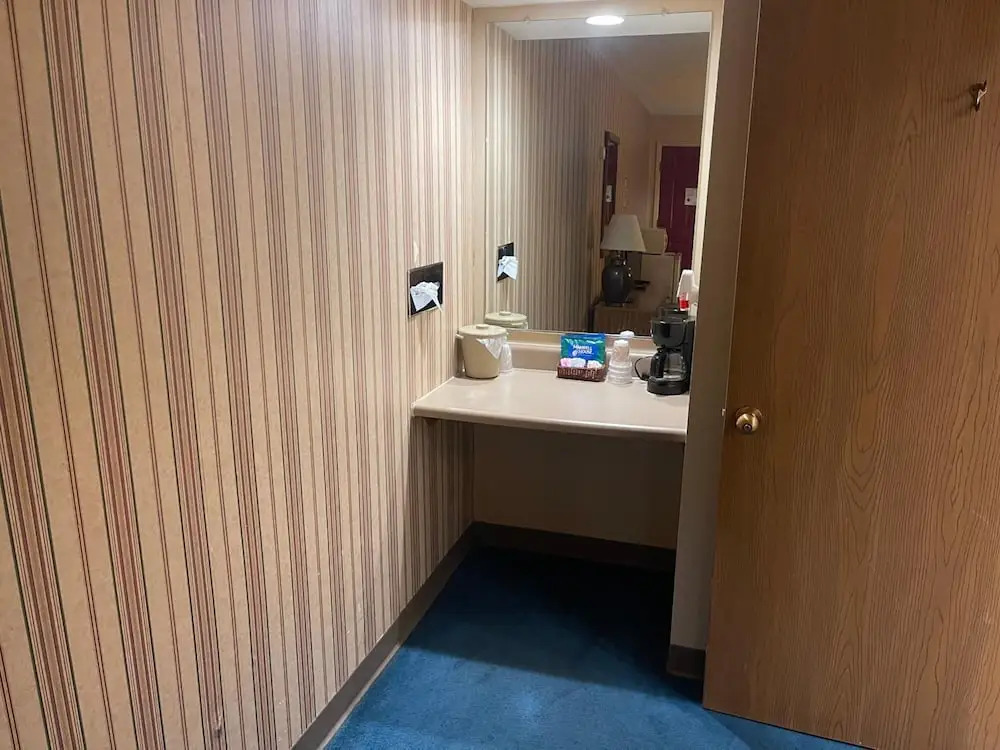 Dollingers Motor Inn