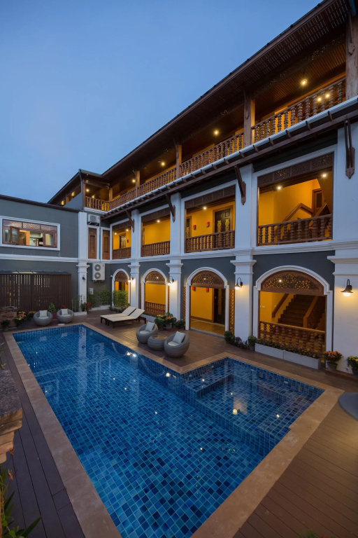 Floral Hotel Thapae Gate Chiangmai