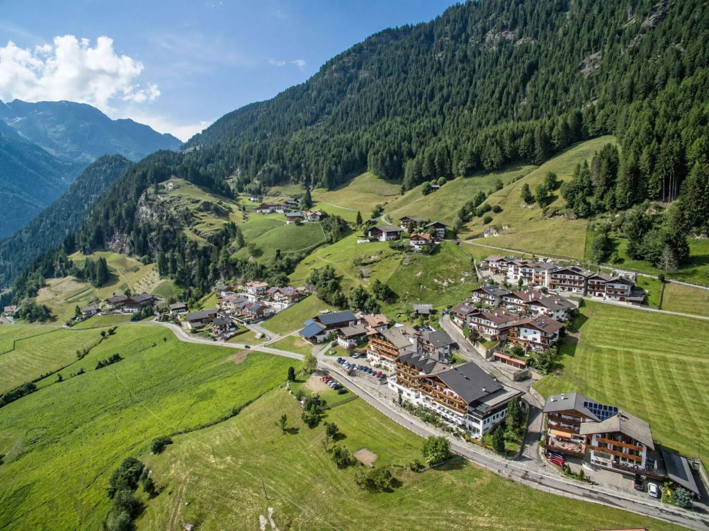 Hotel Alpenland