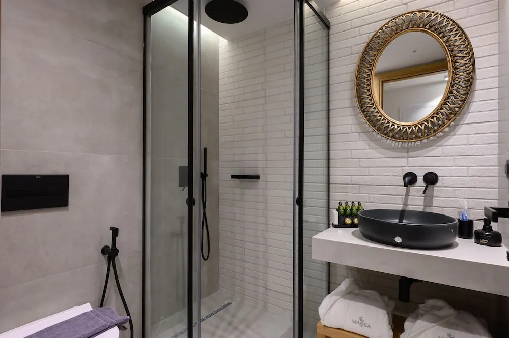Marea Boutique Suites