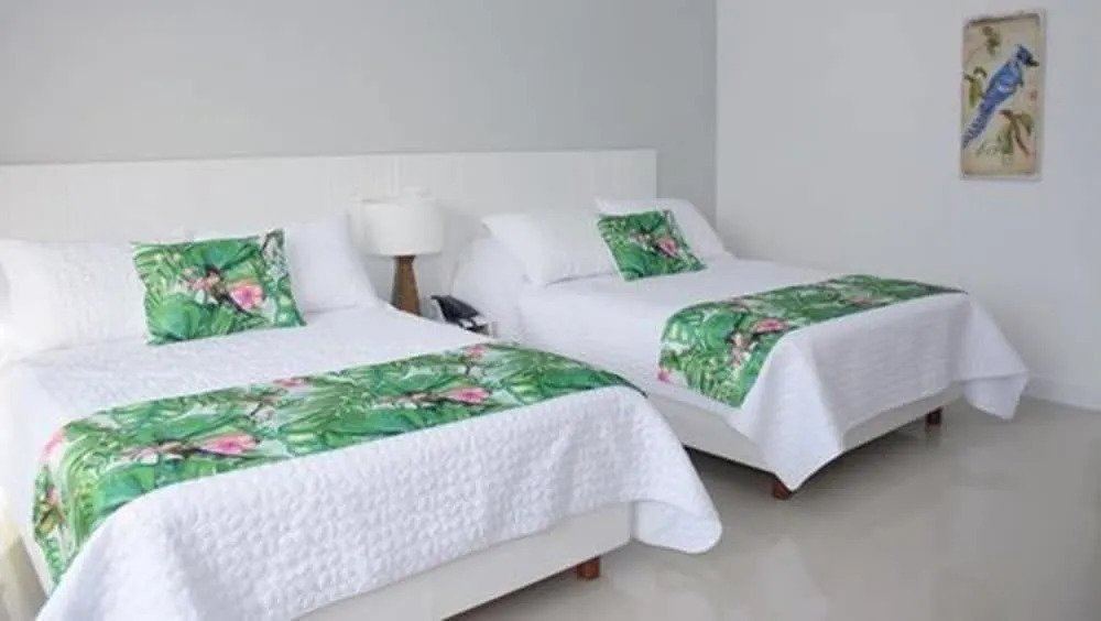 Gyrola Hotel Boutique & Spa By Victoria