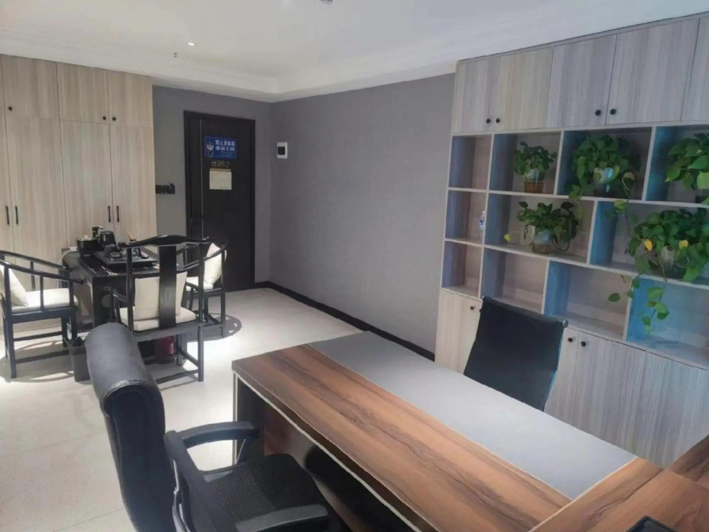 Dingbian Donggang Hotel