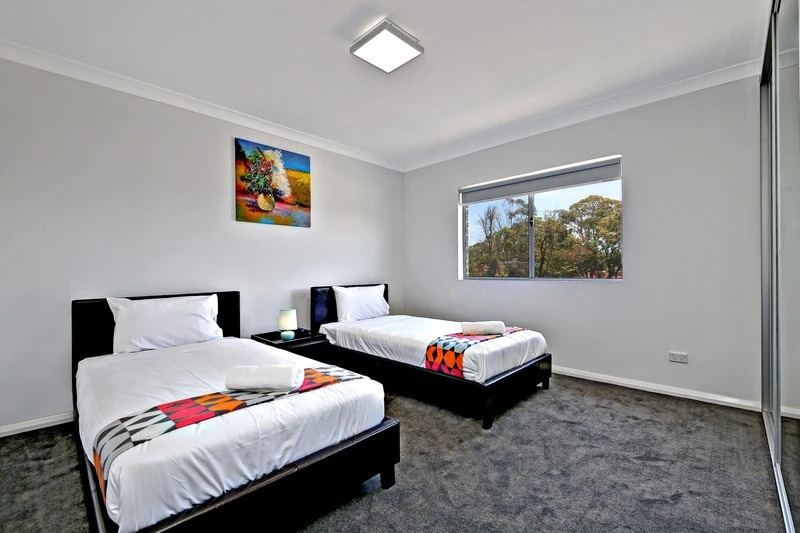 96 Hydrae Villa