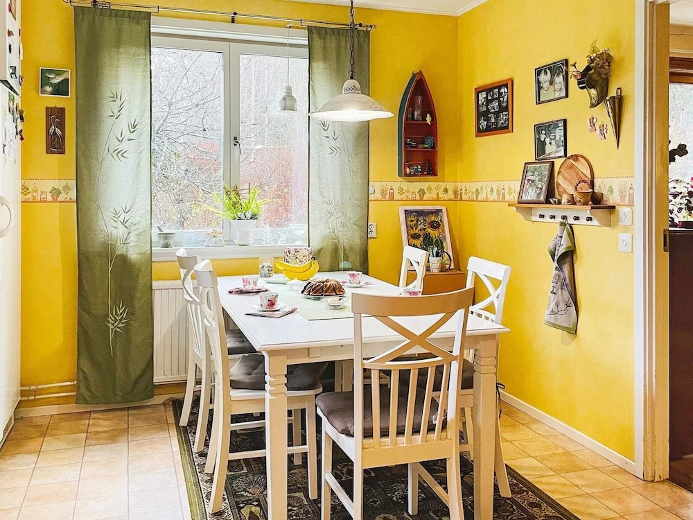 6 person holiday home in ÅMÅL-By Traum