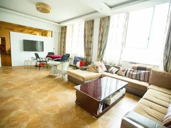 Huazhongyou Inn