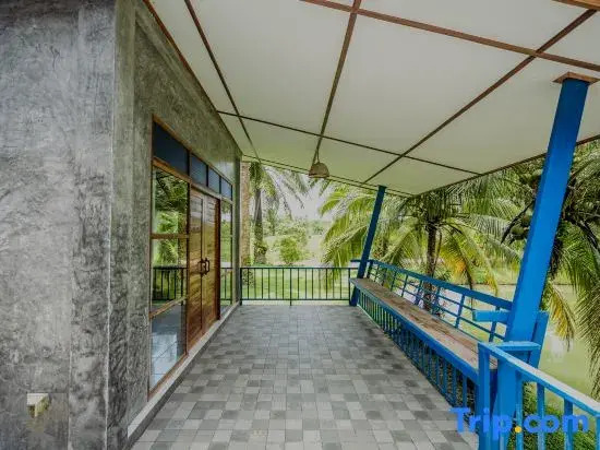 Baan Suan Lung Wat (Near  Surakul Pier)