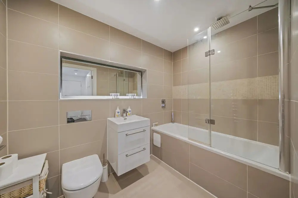 Modern 1-Bedroom Flat in Central London