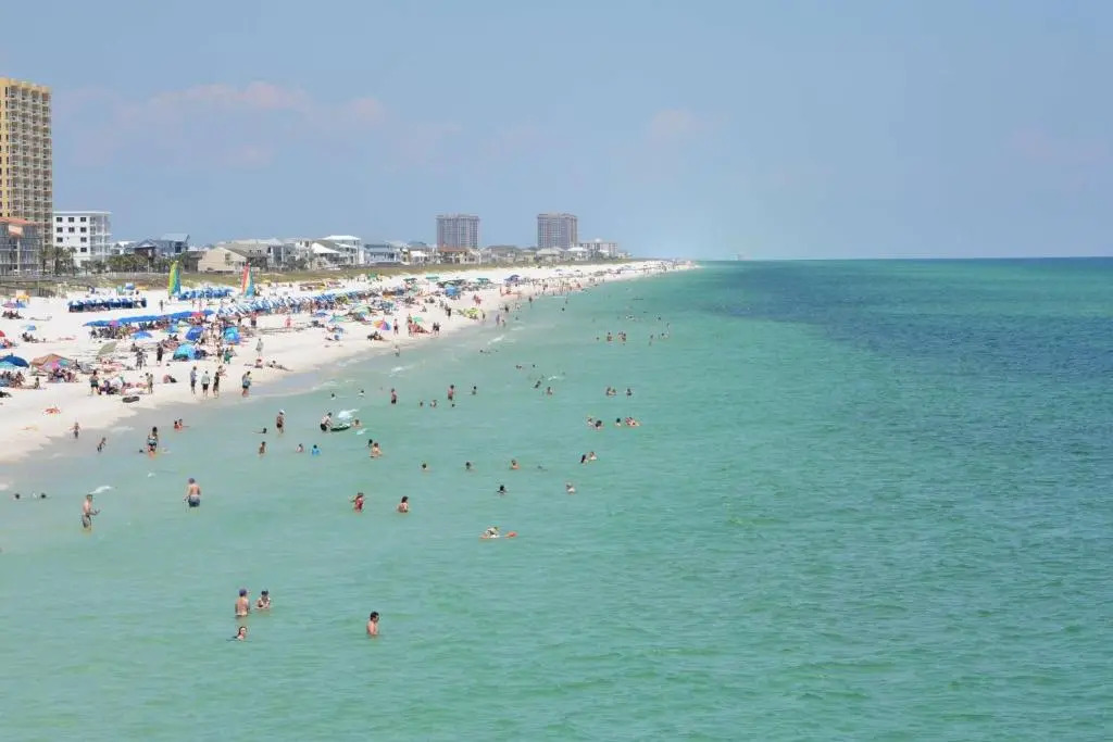 Beach Club 604