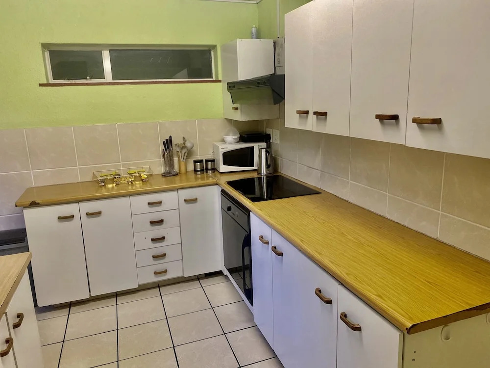 Beautiful apartment in century city