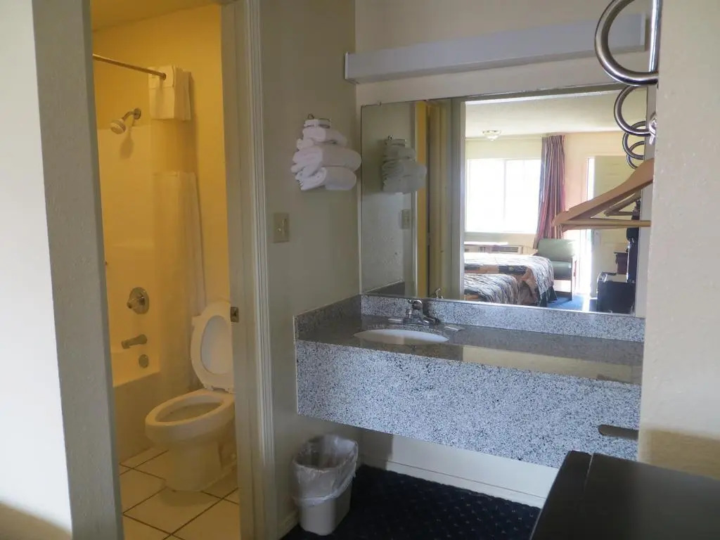 Regency 7 Rogers