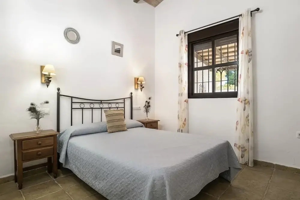 Apartamentos con Wifi y piscina