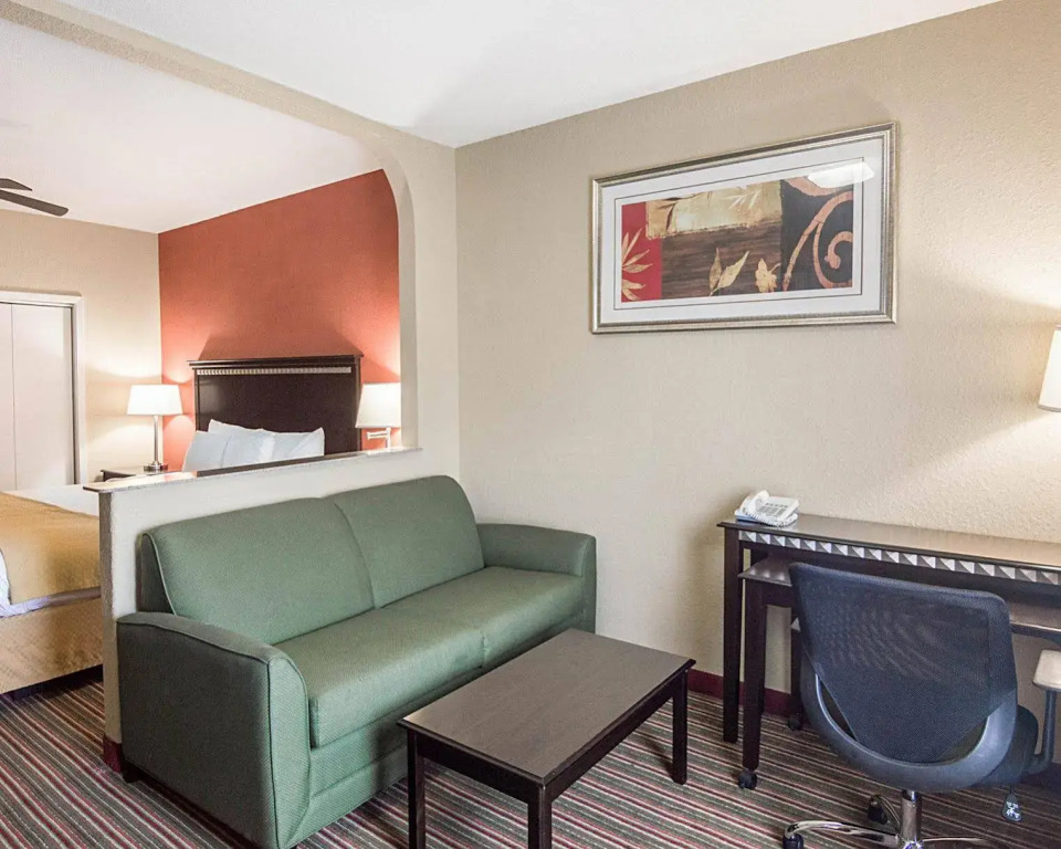Studio 6 Suites Houston, TX - Spring