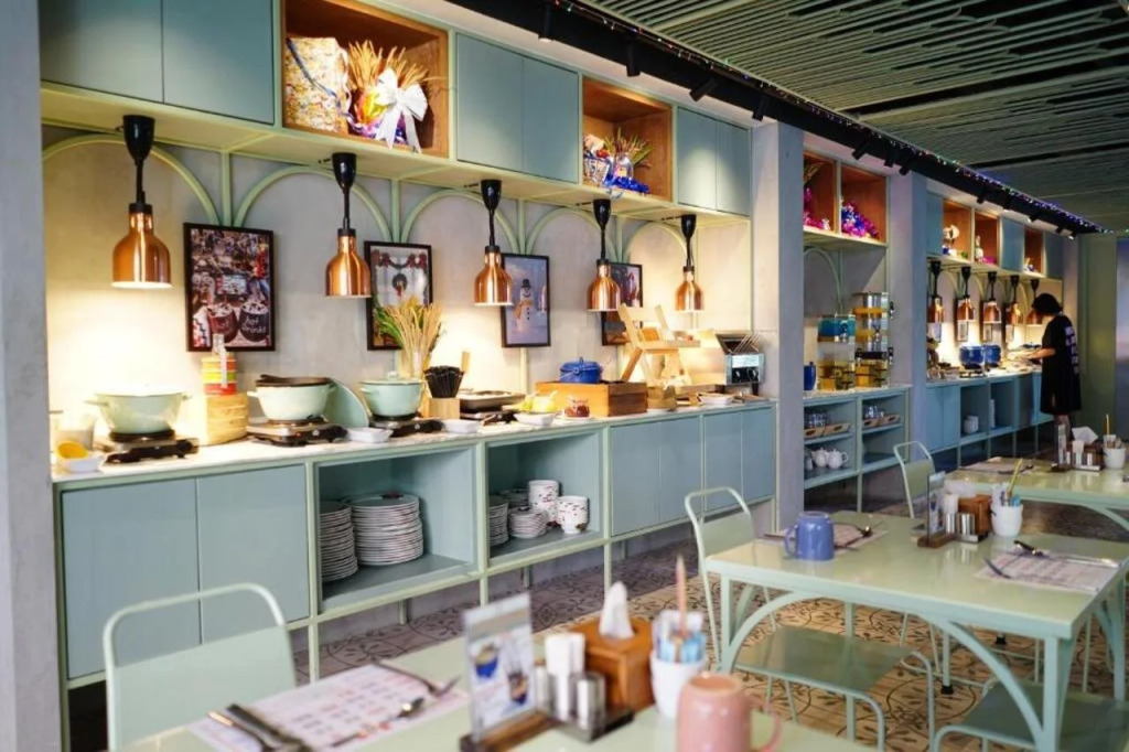 Samsen Street Hotel