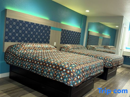 Royale Inn Motel
