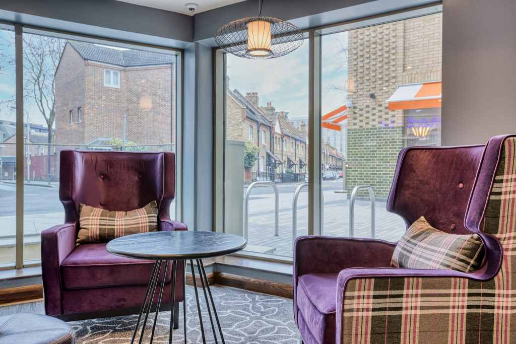 Premier Inn London Southwark - Southwark Station