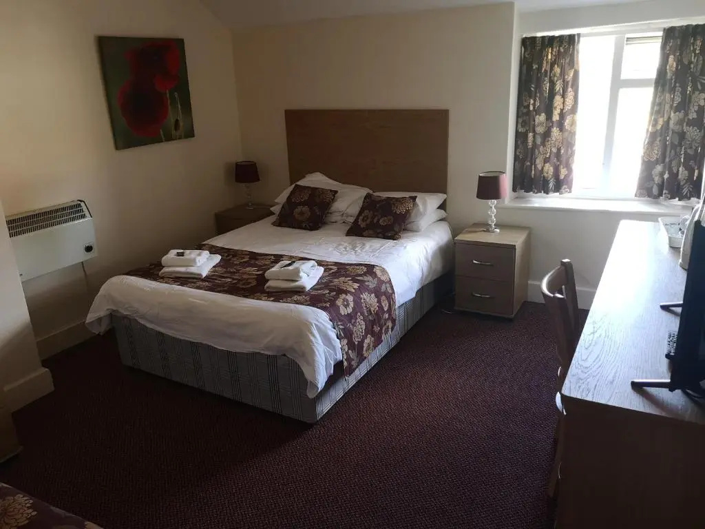 Ferns Farm Hotel & Palms Leisure Club