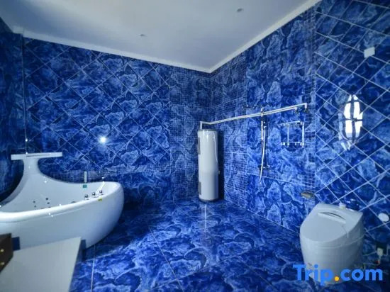 Blue Peacock Hotel