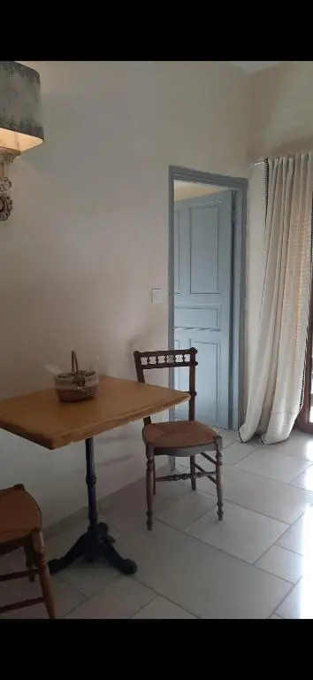 Petit Appart Douillet au Cœur de la Haute-ville