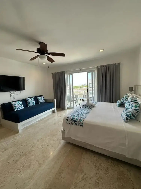 Kuyaan 44 Suites