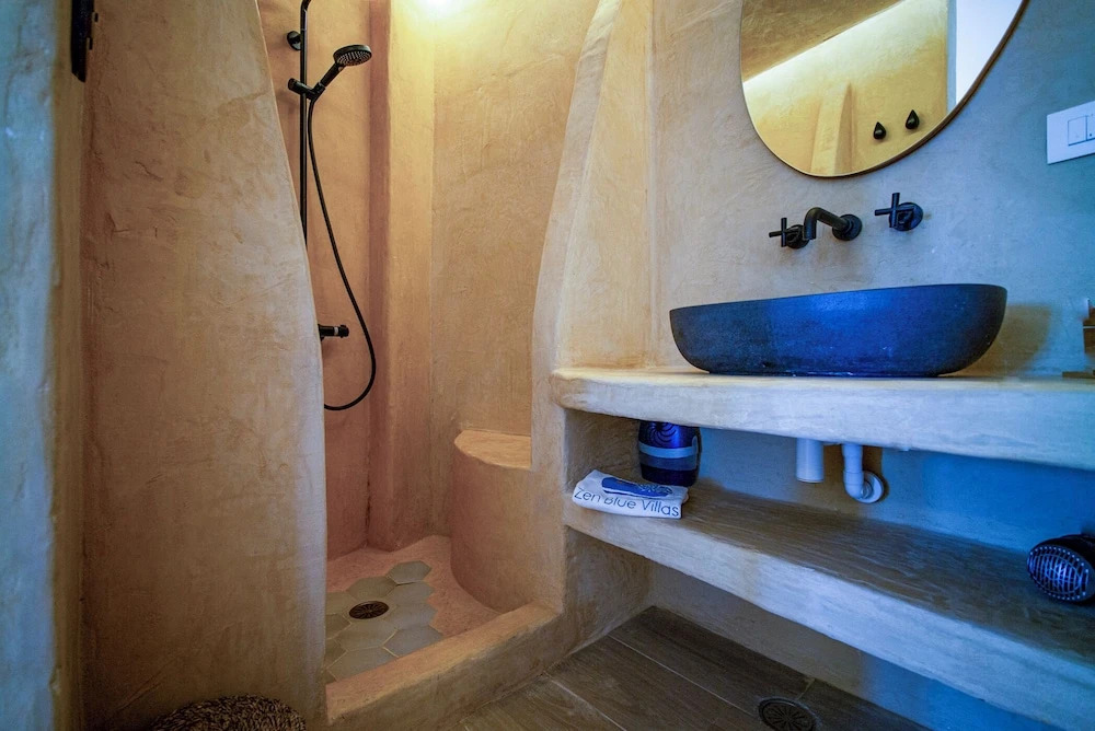 Zen Blue Mills - luxury villa in Kea