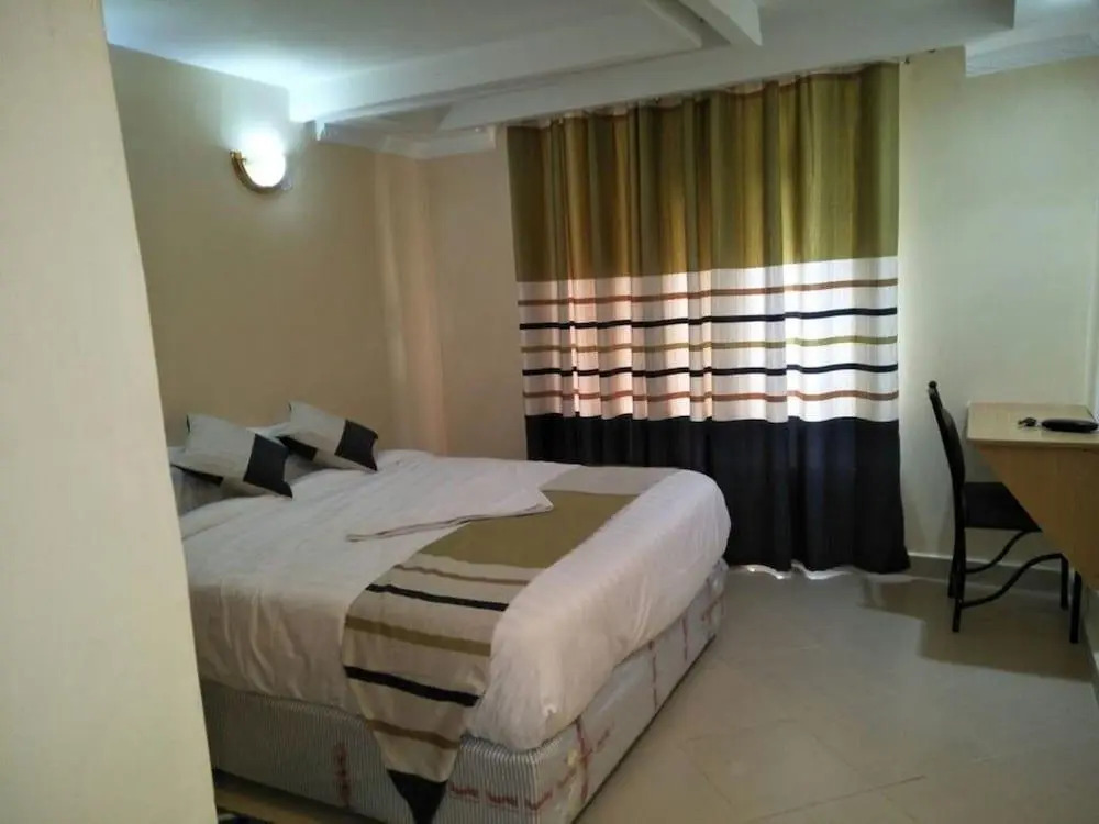 Kenton Hotel