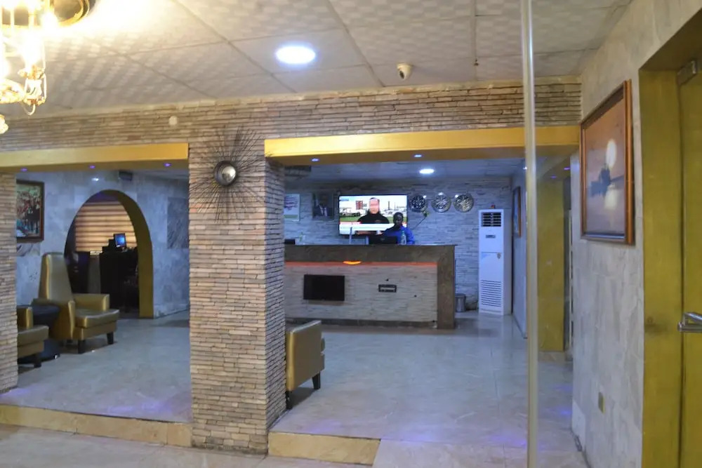 Valley Front View Hotel