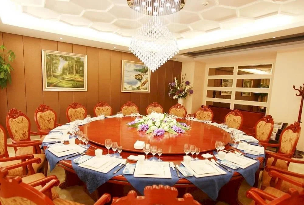Yantai Yuehai Hotel