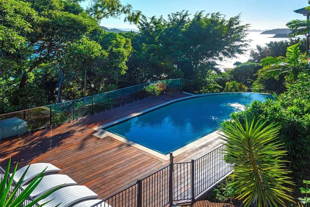 Casuarina Cove Apartments