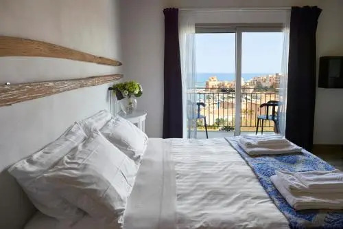 Santina Suites