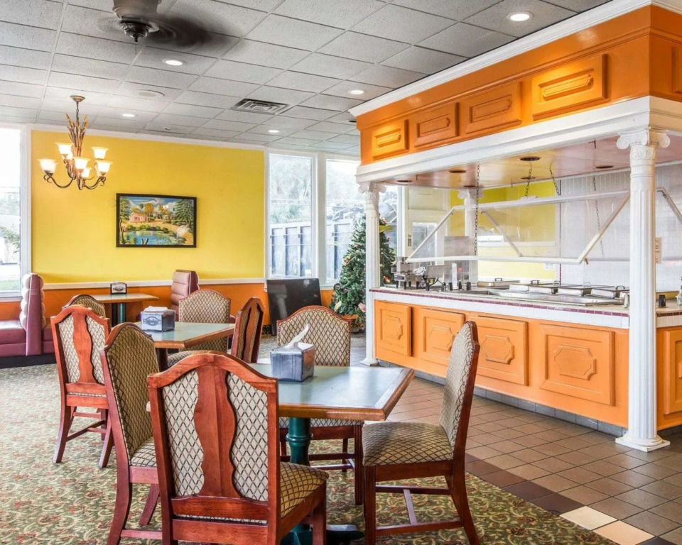 Days Inn by Wyndham Hinesville Near Fort Stewart