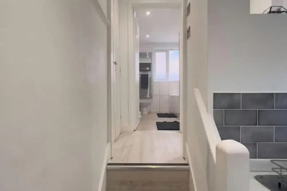 Apartmentsleeps8-wifi-famillyfriendly-citycentre
