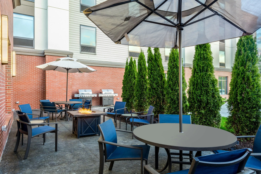 Hampton Inn & Suites Kittery-Portsmouth