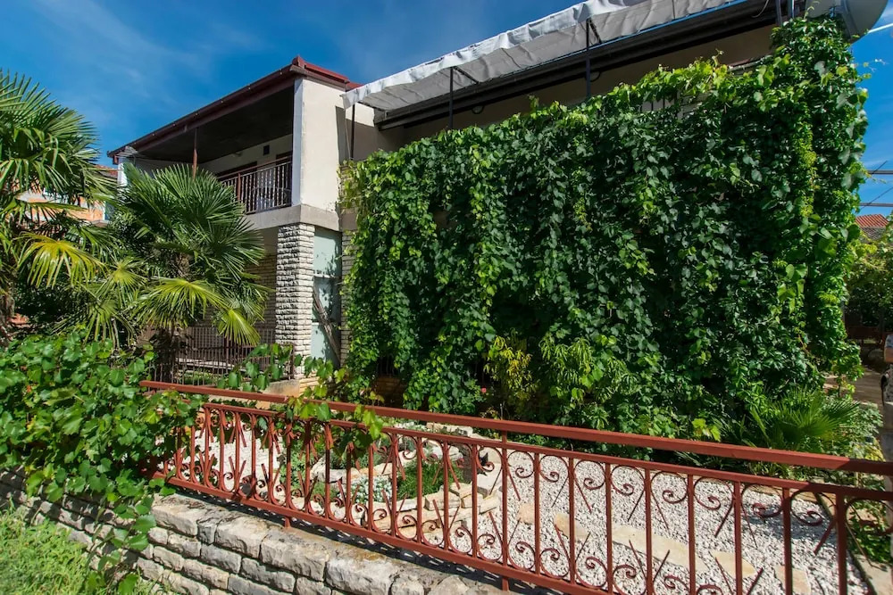 Apartments Andrija