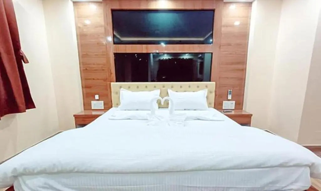 FabHotel Green I