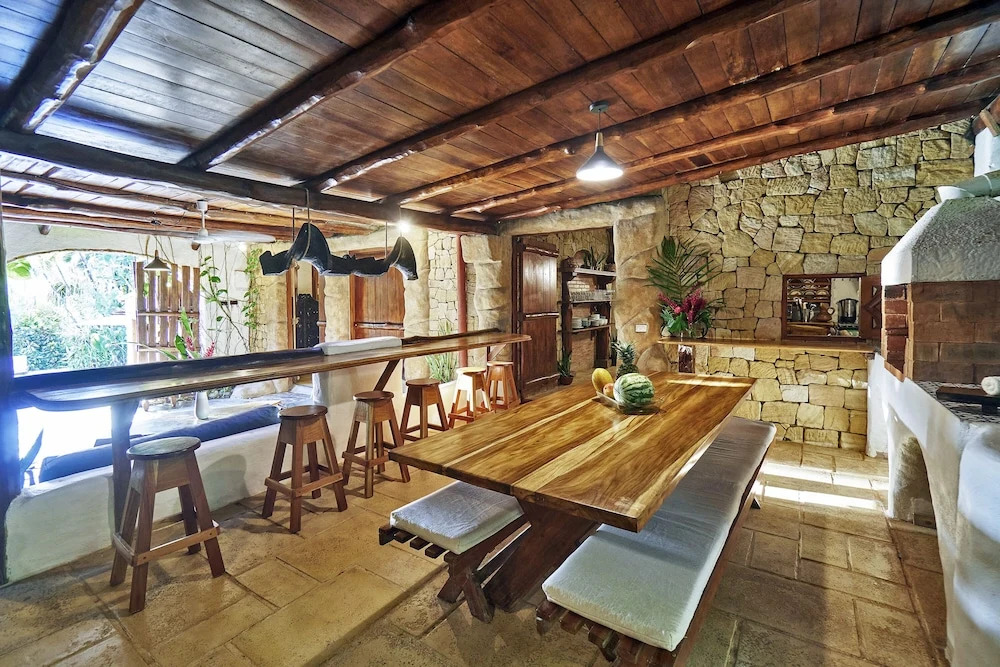 Havana Lodge
