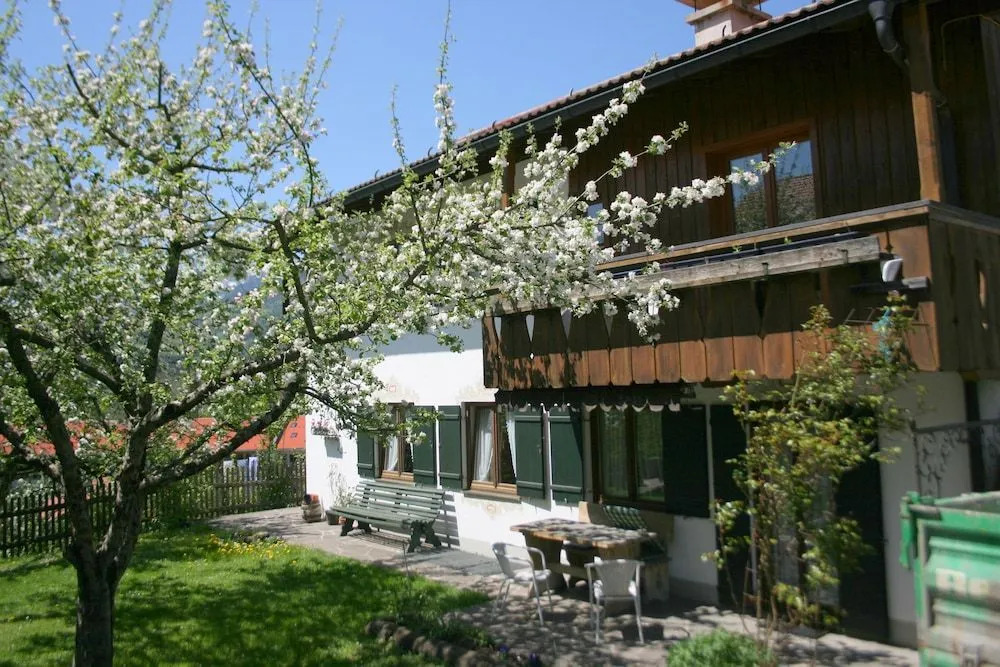 Holzerhof Ferienwohnungen  Wellness