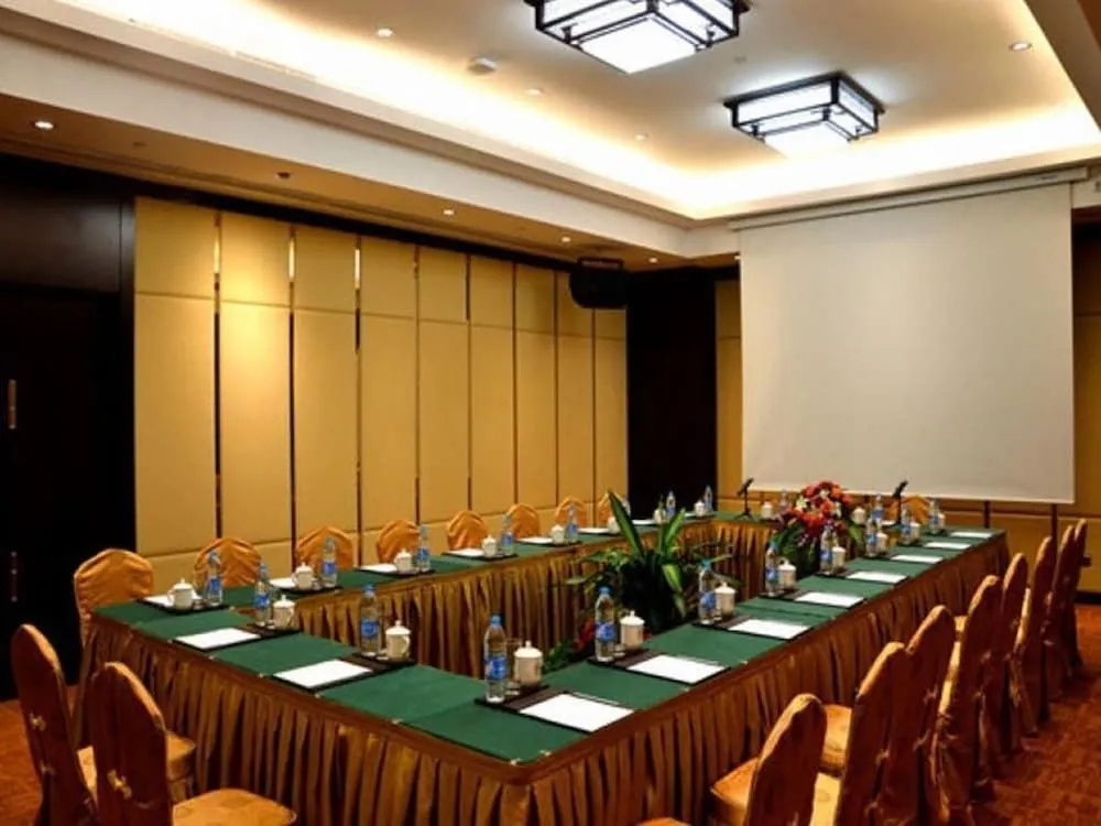 Yangzhou Tairun Hotel