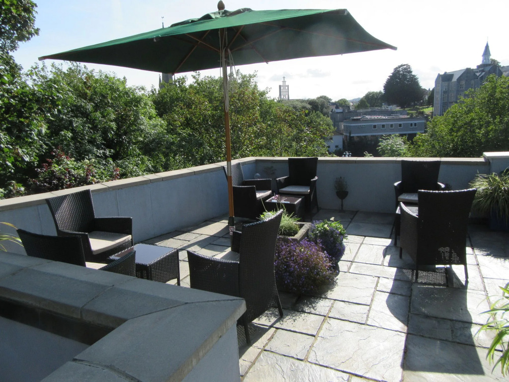 Ferndale Lodge