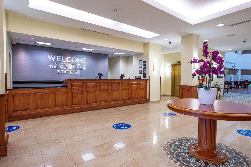 Hampton Inn & Suites By Hilton - Rockville Centre
