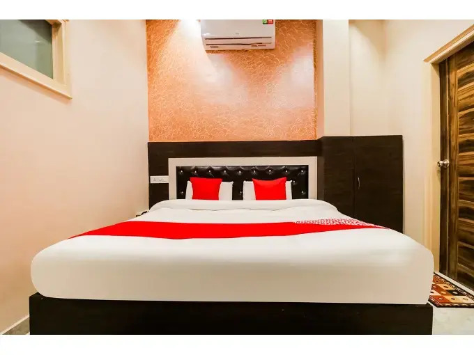 Hotel Z by OYO Rooms