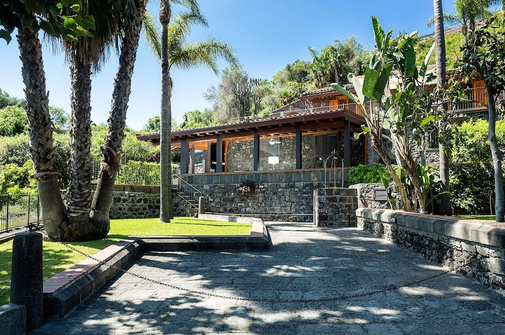 Tenuta la Timpa Vela rooms And pool