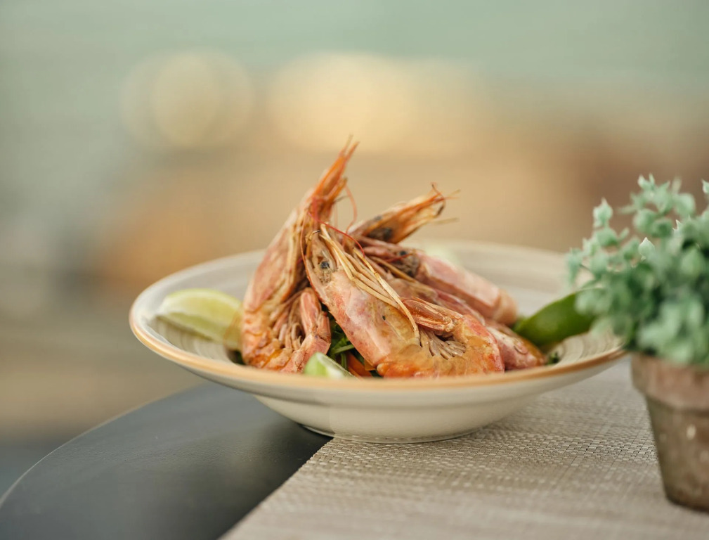 Cavo Orient Beach Hotel & Suites