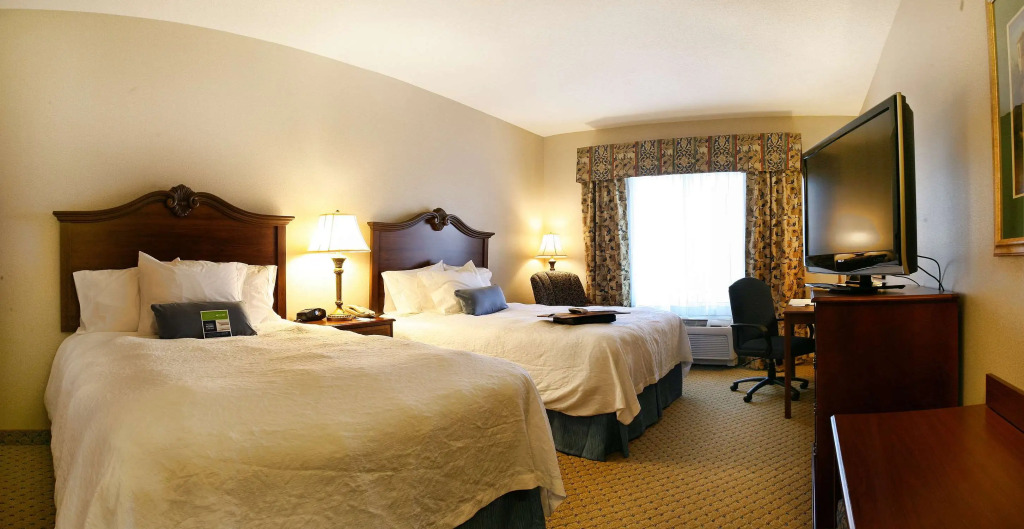 Hampton Inn & Suites Pittsburg