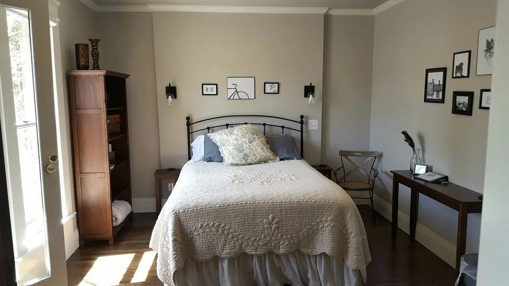 The Lindley House