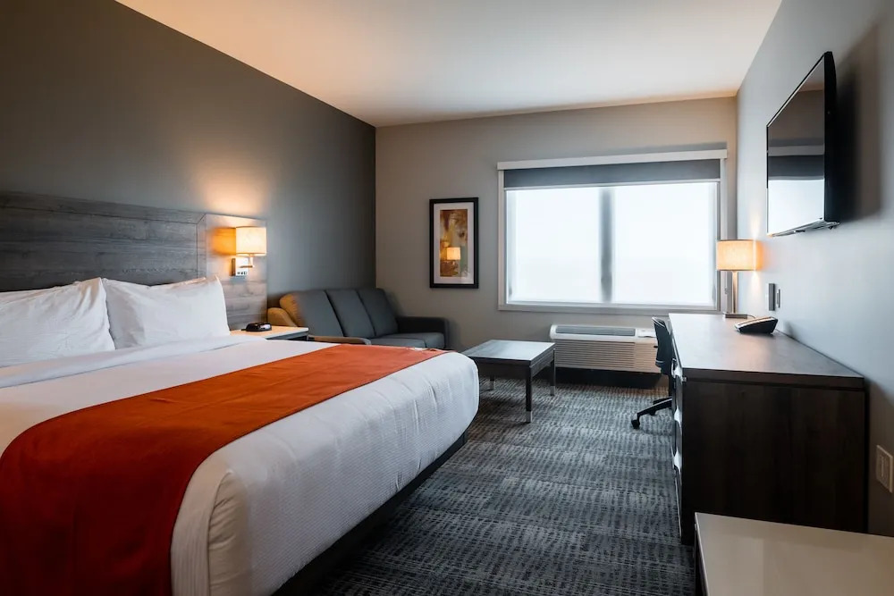 Amsterdam Inn & Suites Florenceville-Bristol
