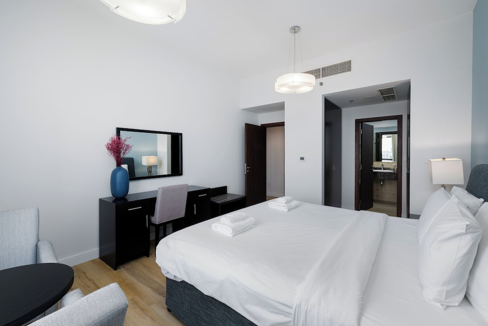Shams 1, Jumeirah Beach Residence - Mint Stay