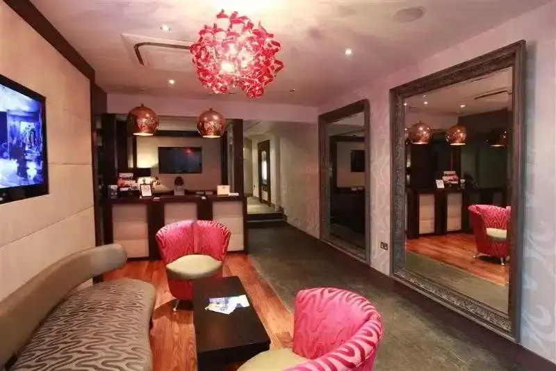 Best Western Maitrise Suites An Apartment Hotel